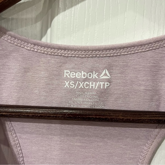Reebok lilac color racerback tank top size xs - Picture 4 of 8